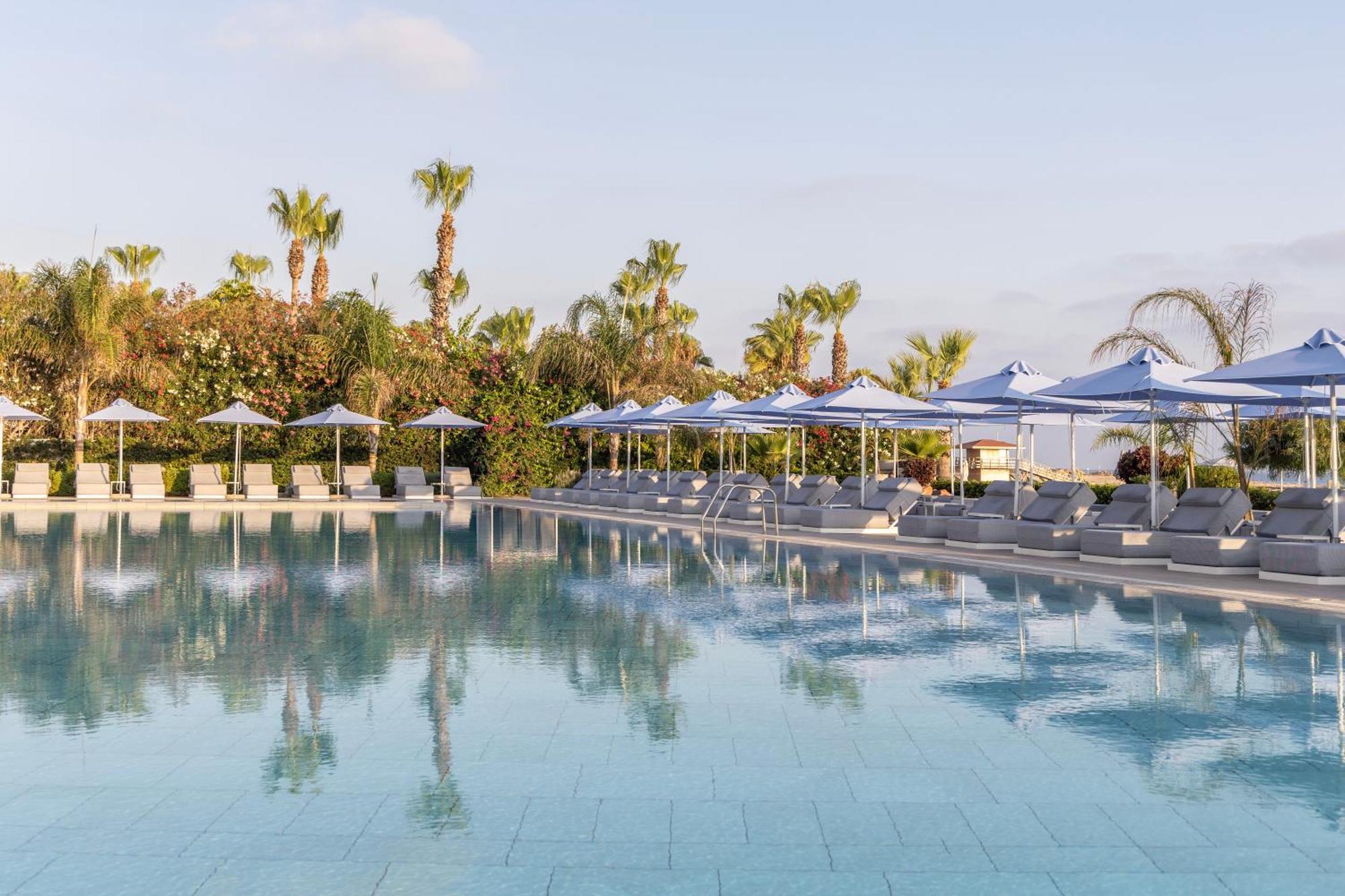 Ivi Mare - Designed For Adults By Louis Hotels Geroskipou Eksteriør billede Pool at the hotel